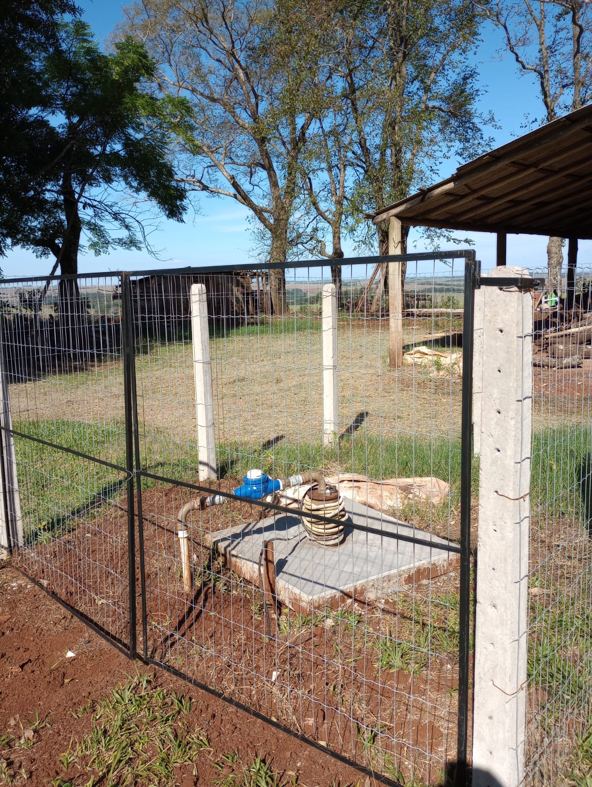 <p align="center"><strong>Governo Municipal investe na melhoria da infraestrutura de 10 po&ccedil;os artesianos do munic&iacute;pio </strong></p>
<p align="center">&nbsp;</p>