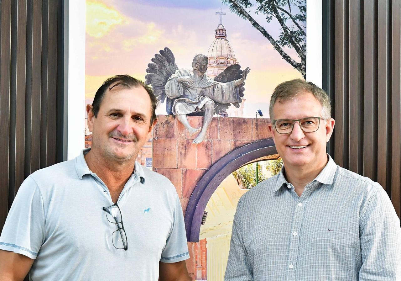 Prefeito Ruben firma parceria para reconstrução de ponte que liga o município de Giruá e Santo Ângelo