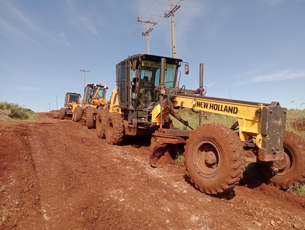 <p>Governo Municipal mant&eacute;m intensa a sequ&ecirc;ncia de atividades em prol da revitaliza&ccedil;&atilde;o de infraestruturas rurais</p>