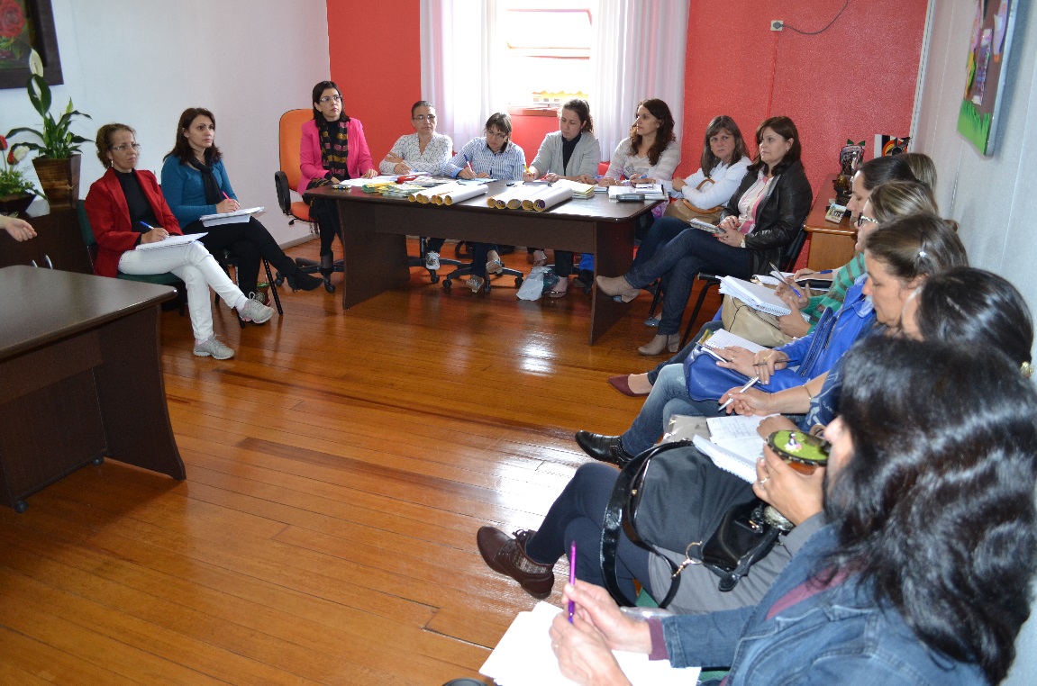 SMEC NIVELA PLANEJAMENTO COM DIRETORAS DAS ESCOLAS MUNICIPAIS