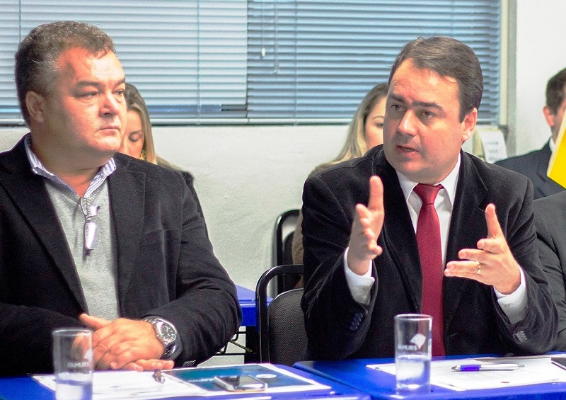 PREFEITO ARTICULA DOAÇÃO DE TERRENO PARA FUTURA SEDE DA DELEGACIA DE POLÍCI