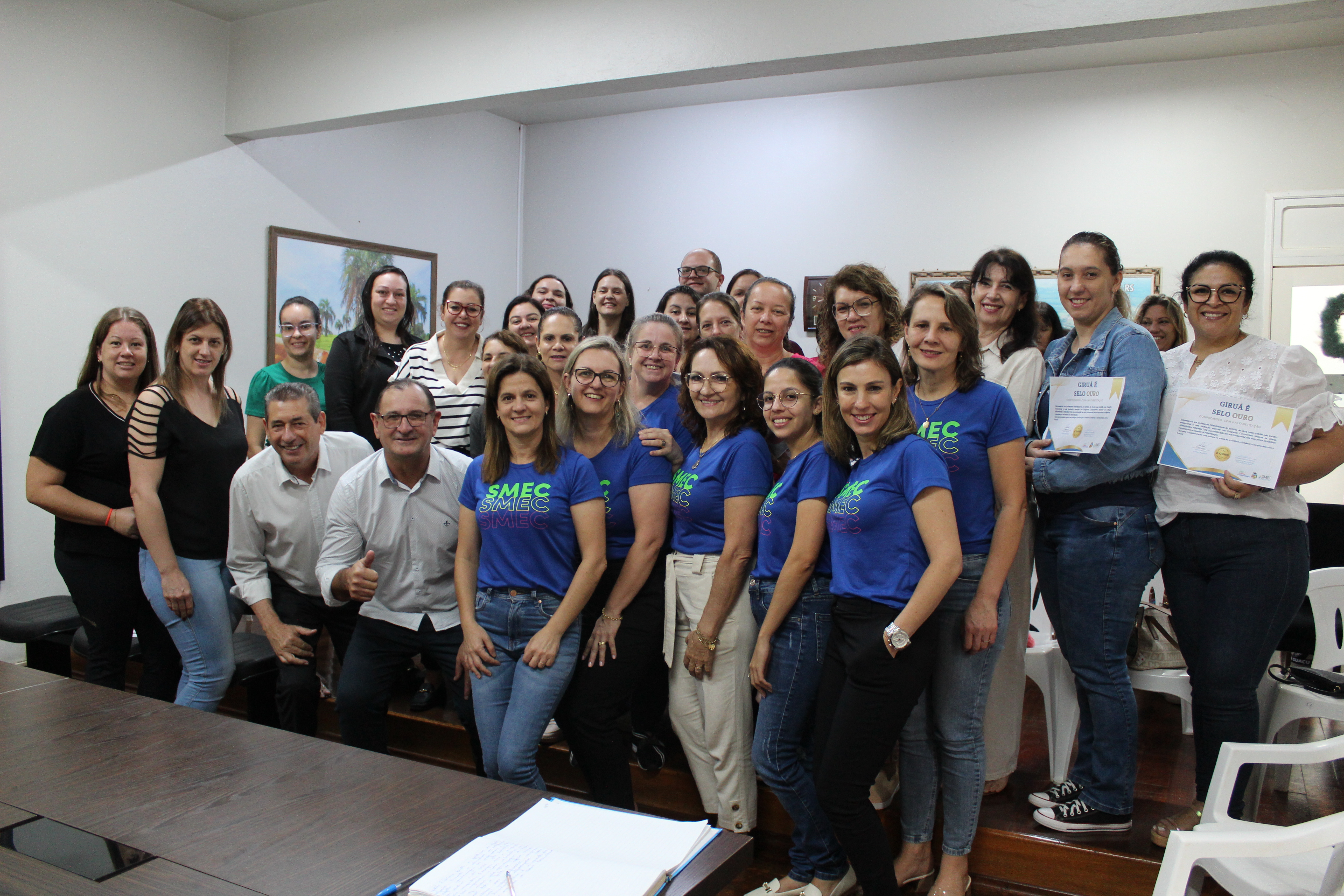 <p>Governo Municipal compartilha o sucesso do Selo Ouro com profissionais de Educa&ccedil;&atilde;o de Giru&aacute;</p>