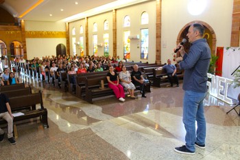 <p><span style="font-size: medium;"><span style="font-family: Arial, serif;">Governo Municipal realiza palestra-show em abertura do ano letivo para os profissionais de Educa&ccedil;&atilde;o</span></span></p>