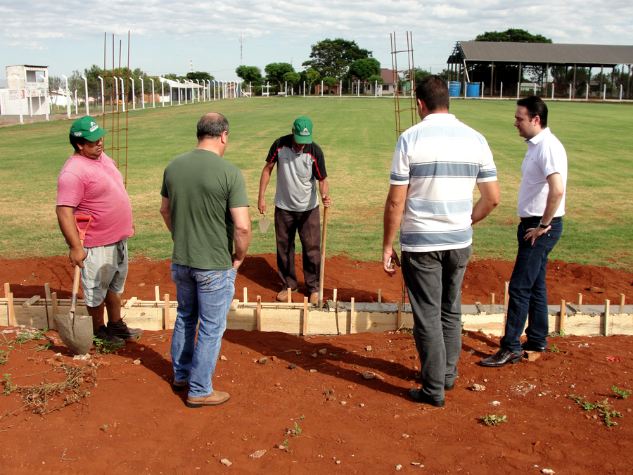 Secretaria de Obras realiza melhorias no Cemitério Municipal