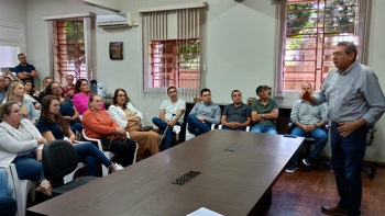 <p><strong>Governo Municipal apresenta a&ccedil;&otilde;es dos 100 primeiros dias da nova gest&atilde;o</strong></p>