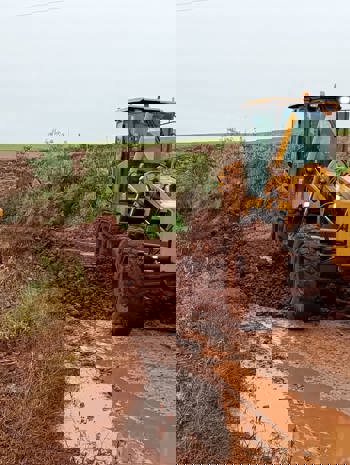 <p>Secretaria de Infraestrutura Rural atua em a&ccedil;&otilde;es emergenciais para garantir o tr&aacute;fego em trechos cr&iacute;ticos afetados pelas chuvas</p>