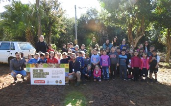 <p>Compromisso com o Futuro: Governo Municipal realiza plantio de &aacute;rvores nativas no Bairro Santo Ant&ocirc;nio</p>