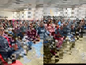 <p>Projeto Viva Leve promove encontro para cuidar das emo&ccedil;&otilde;es, fortalecer v&iacute;nculos e fomentar a motiva&ccedil;&atilde;o do grupo</p>