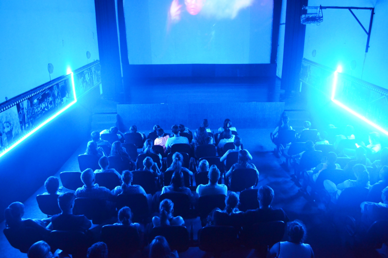 SUCESSO TOTAL NA SEMANA DE REESTRÉIA DO CINEMA EM GIRUÁ