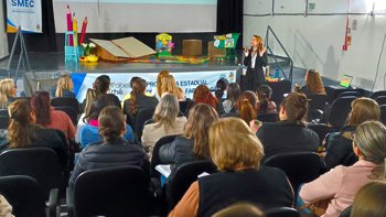 <p>Evento re&uacute;ne educadores para fortalecer a gest&atilde;o escolar e avan&ccedil;ar na qualidade da alfabetiza&ccedil;&atilde;o</p>