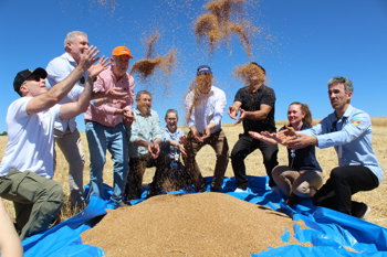 <p>Autoridades se re&uacute;nem em Giru&aacute; em defesa do fortalecimento do setor agr&iacute;cola</p>