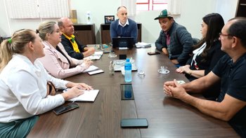 <p>Governo Municipal mobiliza secretarias para recupera&ccedil;&atilde;o de estradas rurais</p>