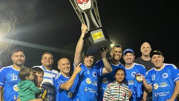 <p>Copa 7 de futebol re&uacute;ne altetas giruaenses nas categorias Master e Veteranos</p>