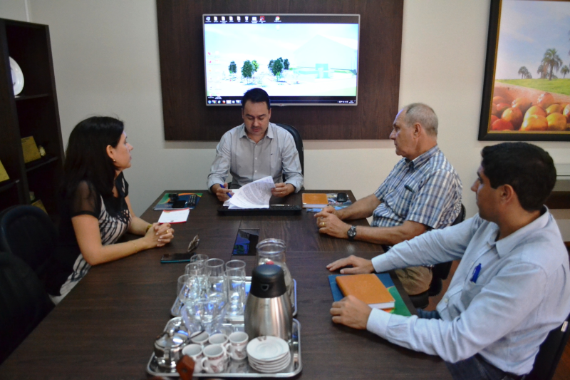 GINÁSIOS ESCOLARES FORAM CONTRATADOS E OBRAS INICIAM EM MARÇO