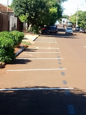 <p>Centro de Giru&aacute; recebe revitaliza&ccedil;&atilde;o da sinaliza&ccedil;&atilde;o e amplia vagas de estacionamento</p>