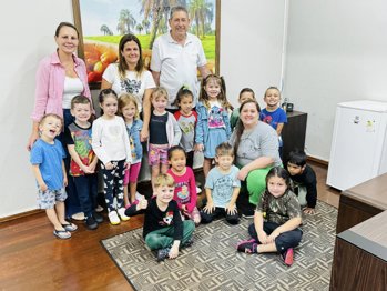 Gest&atilde;o municipal promove escuta ativa com crian&ccedil;as para planejamento de pol&iacute;ticas p&uacute;blicas<br /><br />&nbsp;