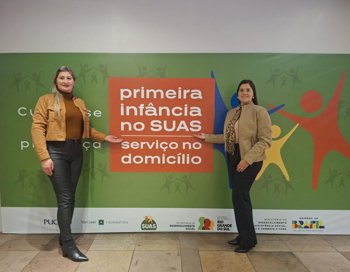 Primeira Inf&acirc;ncia em pauta: Giru&aacute; presente em encontro regional de Assist&ecirc;ncia Social