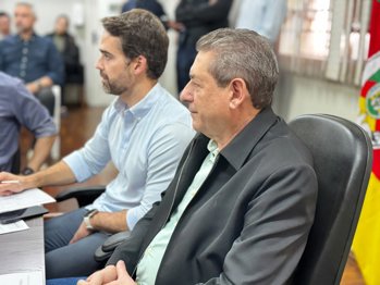 Giru&aacute; recebe governador Eduardo Leite para alinhar a&ccedil;&otilde;es de assist&ecirc;ncia e reconstru&ccedil;&atilde;o ap&oacute;s eventos clim&aacute;ticos