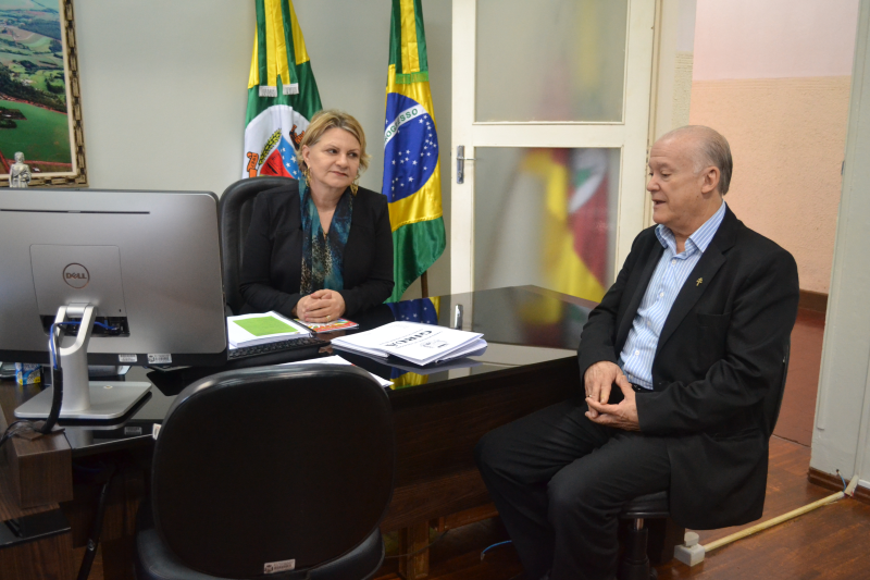  Prefeita recebe Coordenador da Comissão de Assuntos Municipais da Assemble