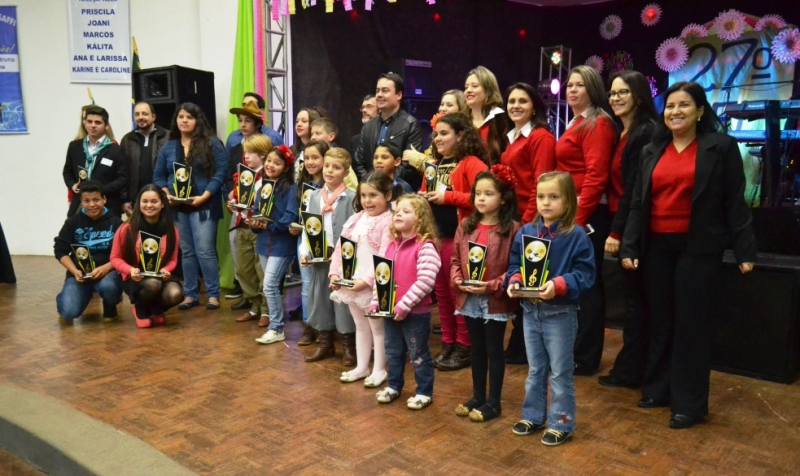 27ª  Edição do Festival da Canção promove inteiração entre as escolas