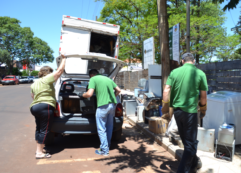 Mais de 6 mil itens recolhidos na coleta de lixo eletrônico