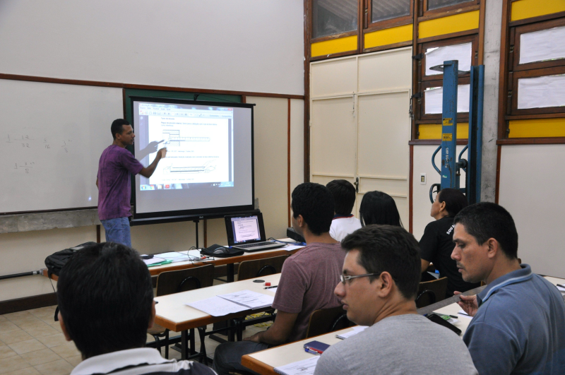 Curso de Metrologia e Desenho Mecânico