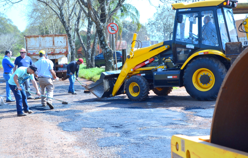 Perimetral da RS 344 recebe nova operação tapa buraco