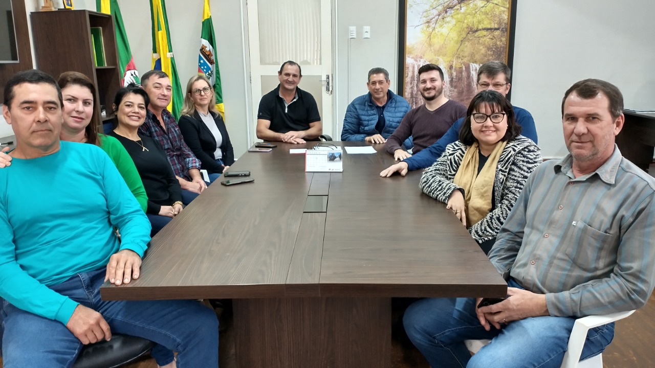 Executivo Municipal assina Ordem de Serviço para início de obra na Escola São Miguel Arcanjo