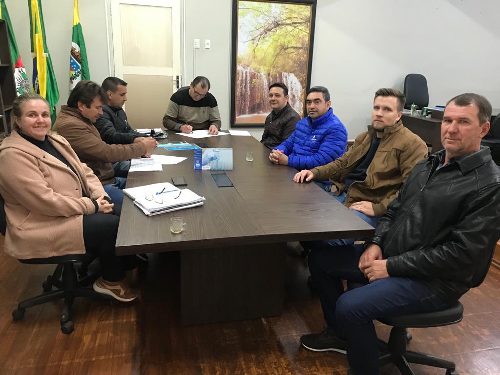 Governo Municipal autoriza início de obras de pavimento e rede pluvial no Loteamento Nova Esperança