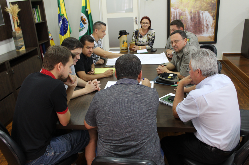 Governo Municipal discute a logística de videomonitoramento