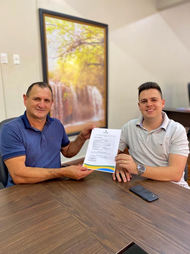 Prefeito Ruben recebe projeto que definirá a Prefeitura Municipal de Giruá como principal parceiro da 15ª Expogiruá