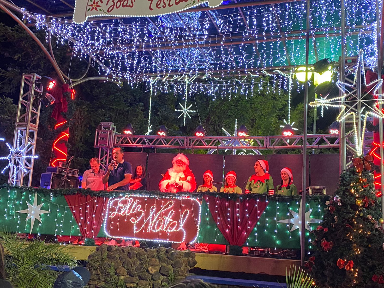 Abertura oficial do Natal 2022 e chegada do Papai Noel