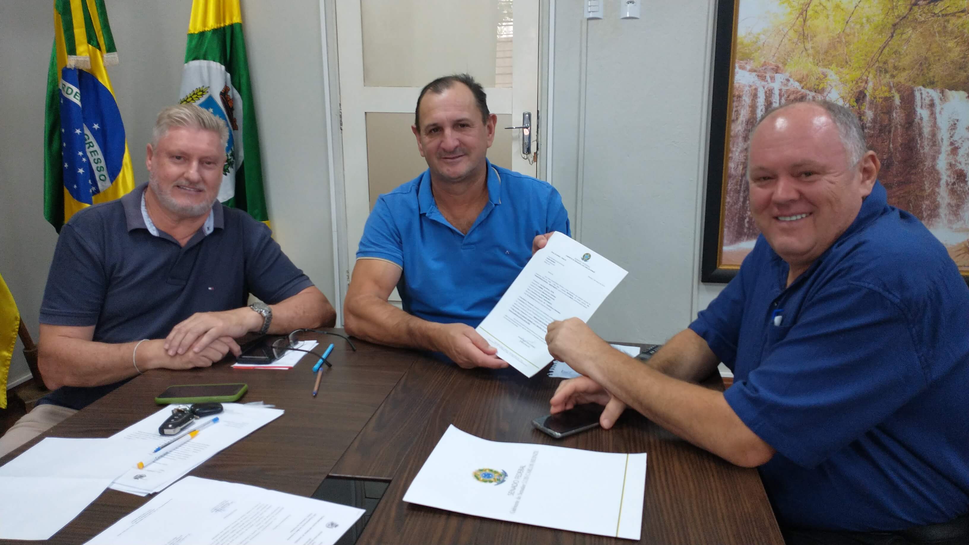 Senador Heinze destina mais R$ 250 mil para o município de Giruá