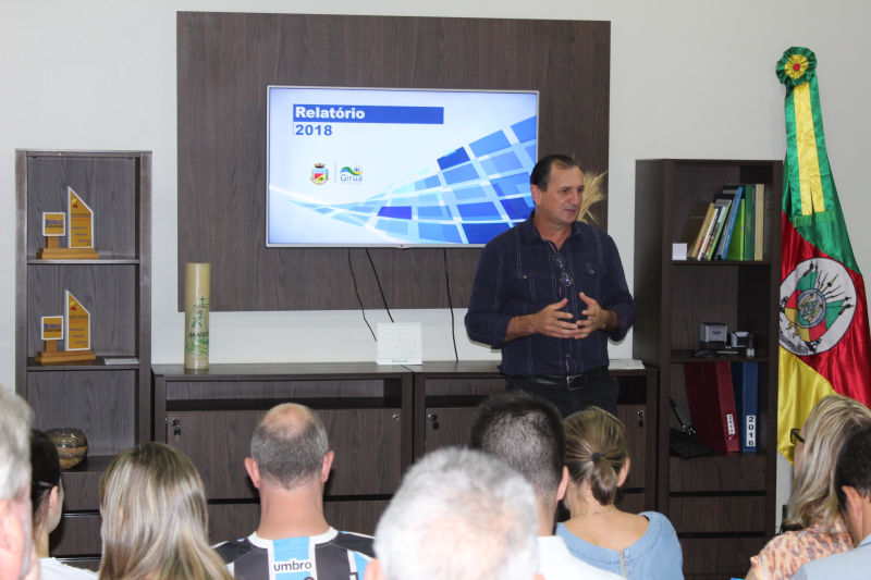 Prefeito apresenta resultados do ano de 2018 para a comunidade