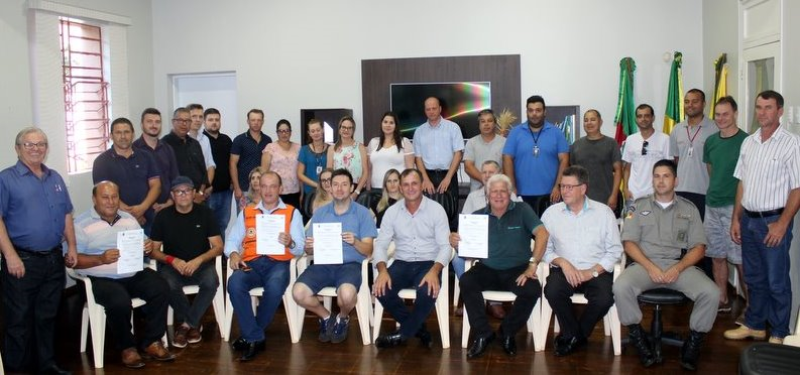 Mais de 1 milhão de reais em obras tem ordem de início assinadas