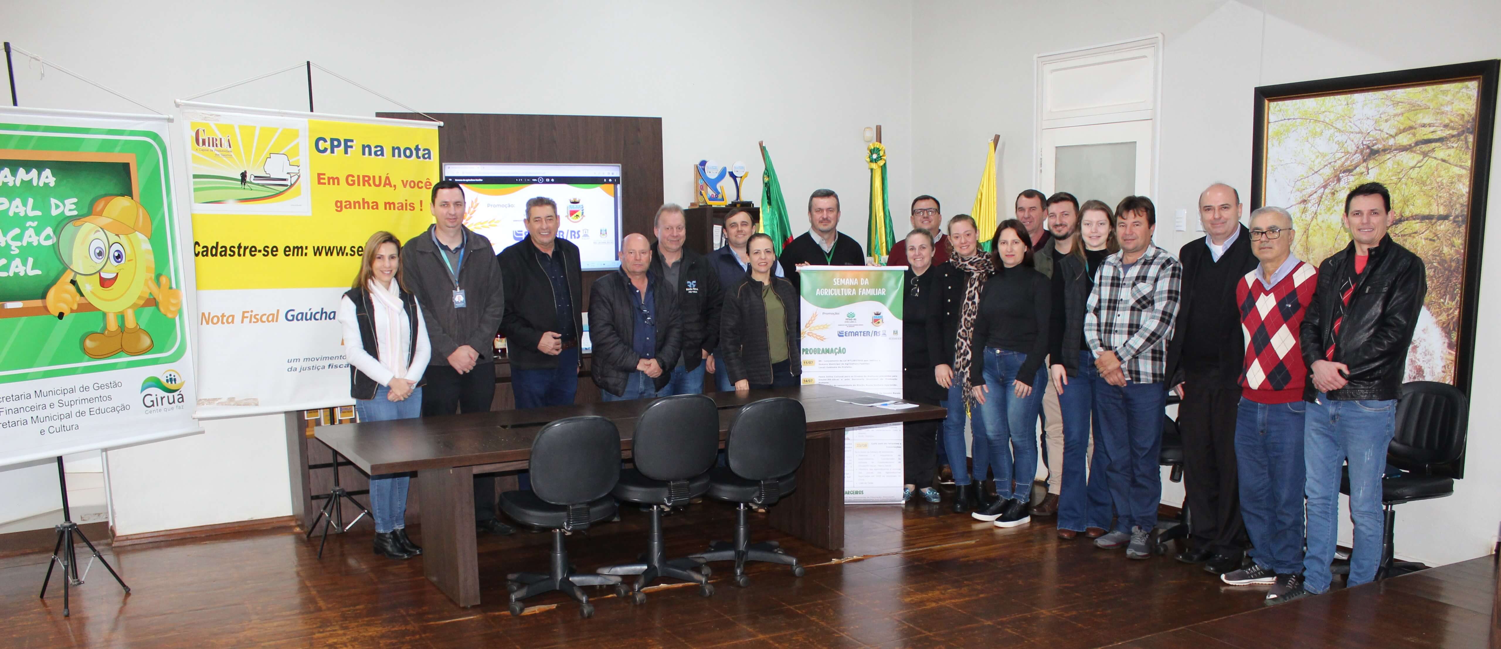 Governo Municipal lança a programação da 1ª Semana da Agricultura Familiar