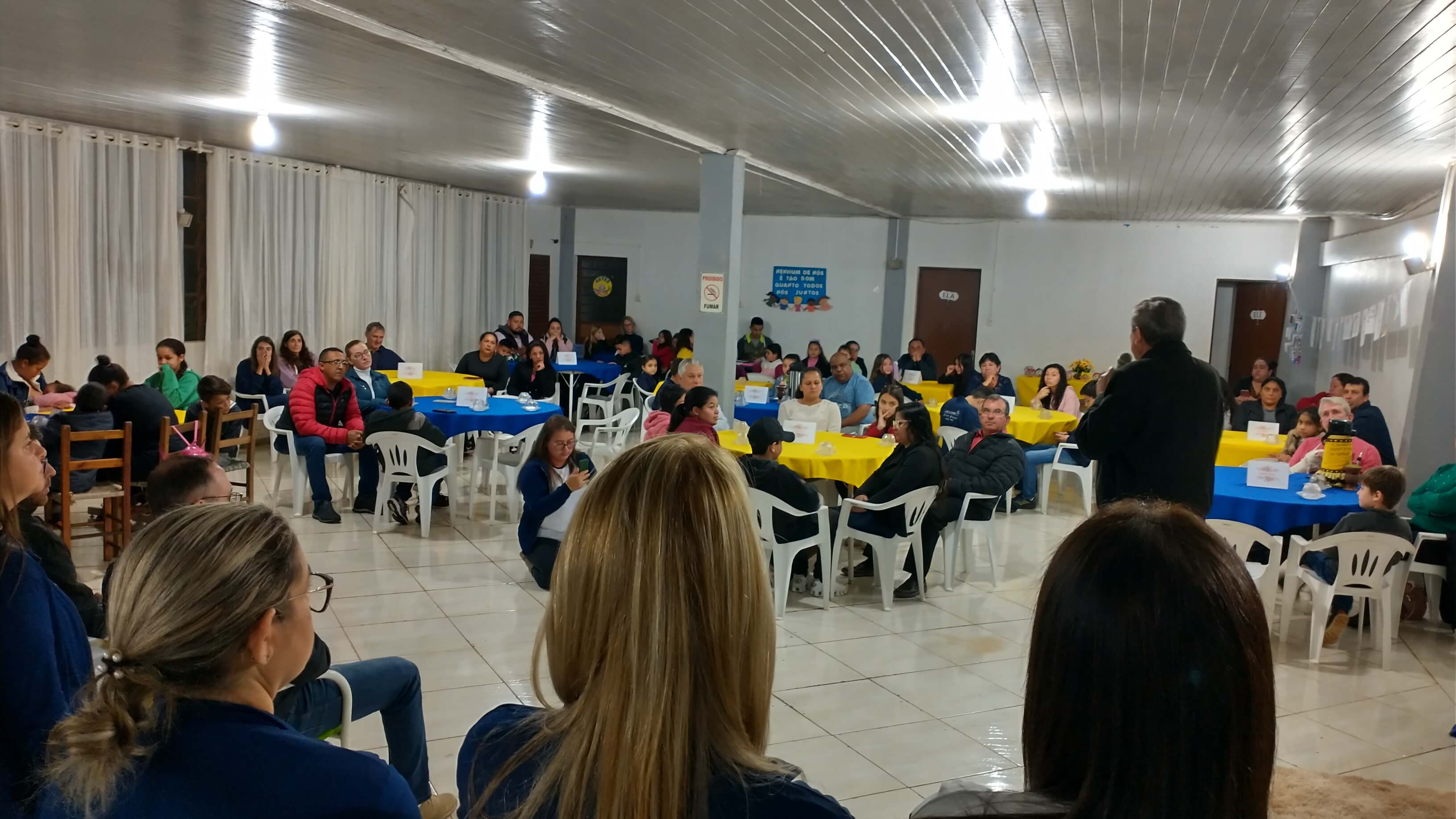 Alunos do Programa AABB Comunidade e familiares recebidos em celebração