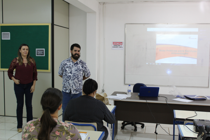 Secretaria realiza capacitação no ramo de segurança alimentícia 	