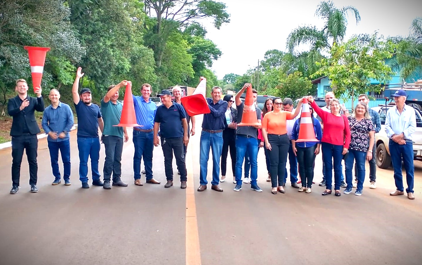 Pavimentação asfáltica da Rua Padre Dionísio Basso é inaugurada