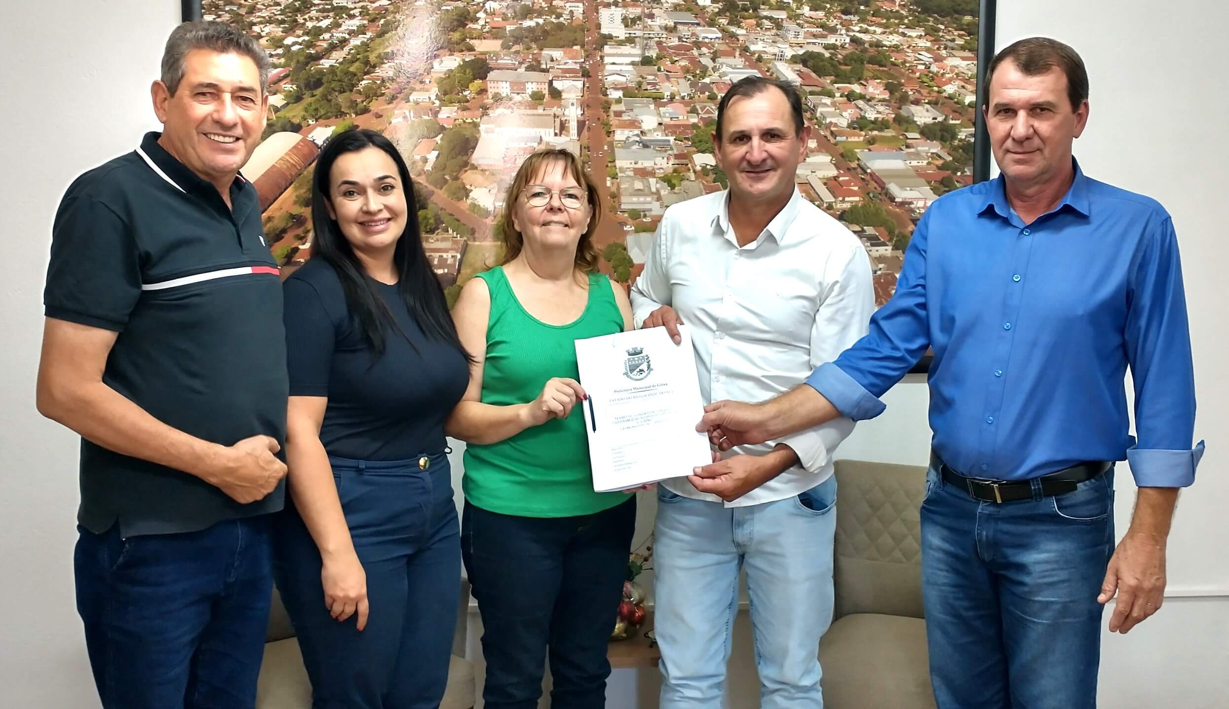 Repasse de R$ 13,7 mil para Apae de Giruá