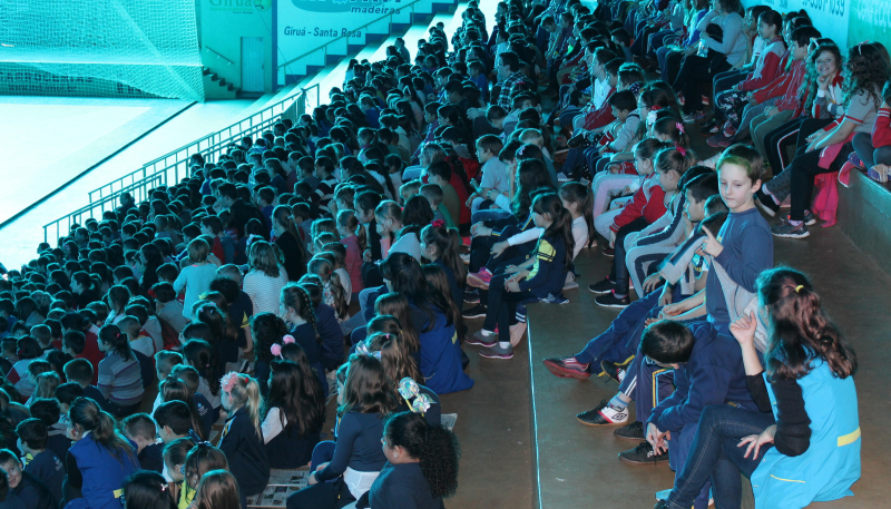 Teatro “Terra à Vista” é sucesso de público