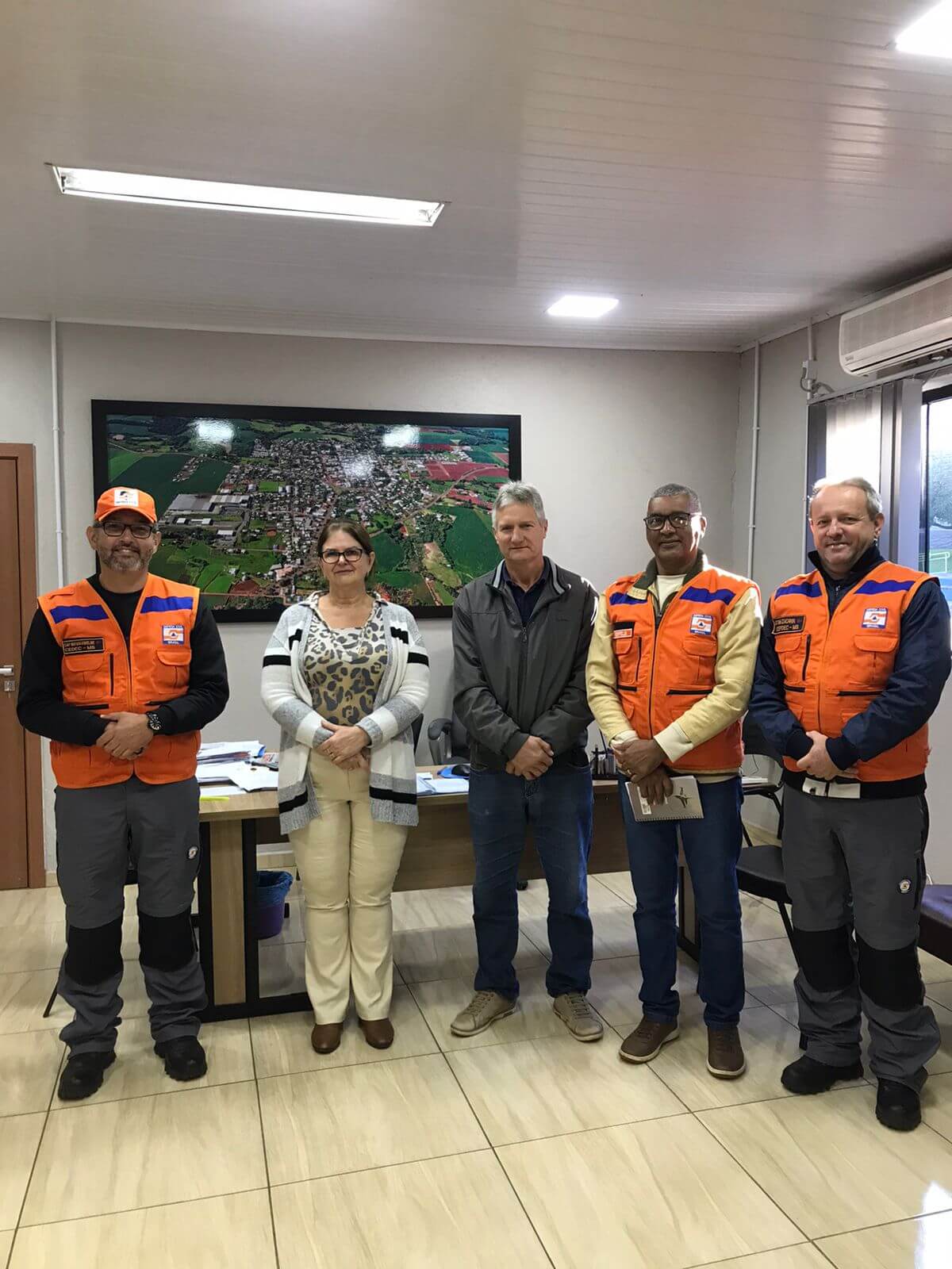 <p>REUNI&Atilde;O COM DEFESA CIVIL</p>