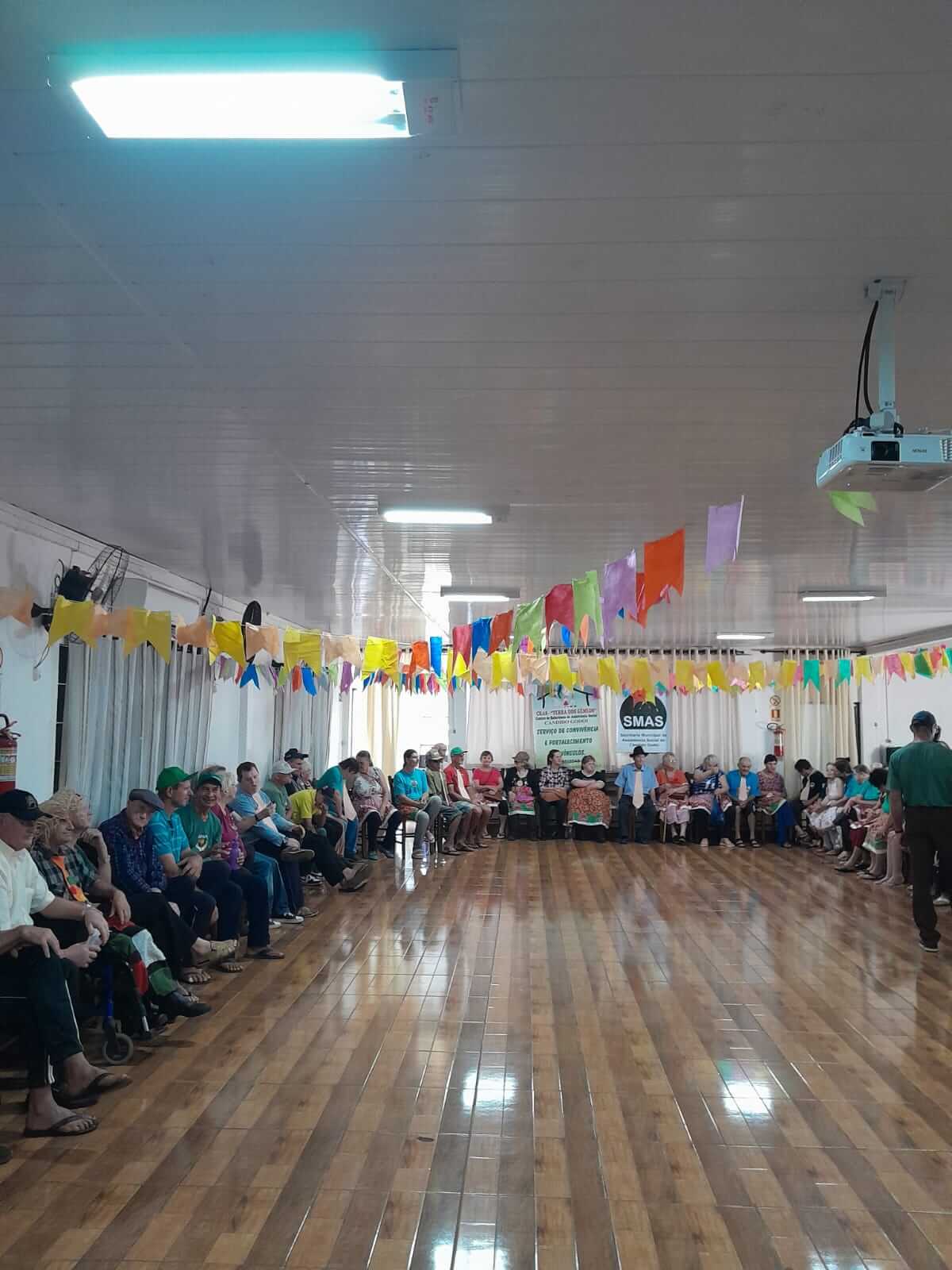 <p>FESTA JUNINA DO CRAS</p>