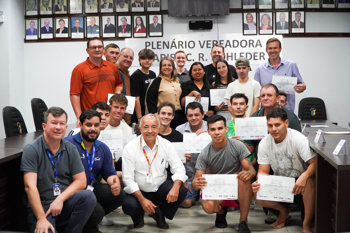 <p>formatura do curso de Soldagem MIG/MAG</p>