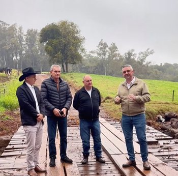 conv&ecirc;nio para constru&ccedil;&atilde;o de tr&ecirc;s novas pontes de concreto
