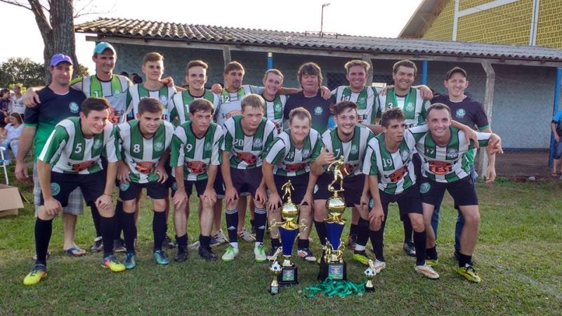 PALMEIRAS CAMPEÃO INVICTO DO FUTEBOL SETE Edição 2017