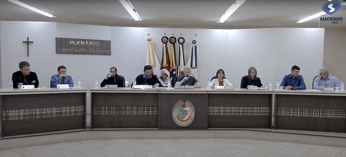 <p><strong>17ª SESSÃO ORDINÁRIA 06/10/2025</strong></p>