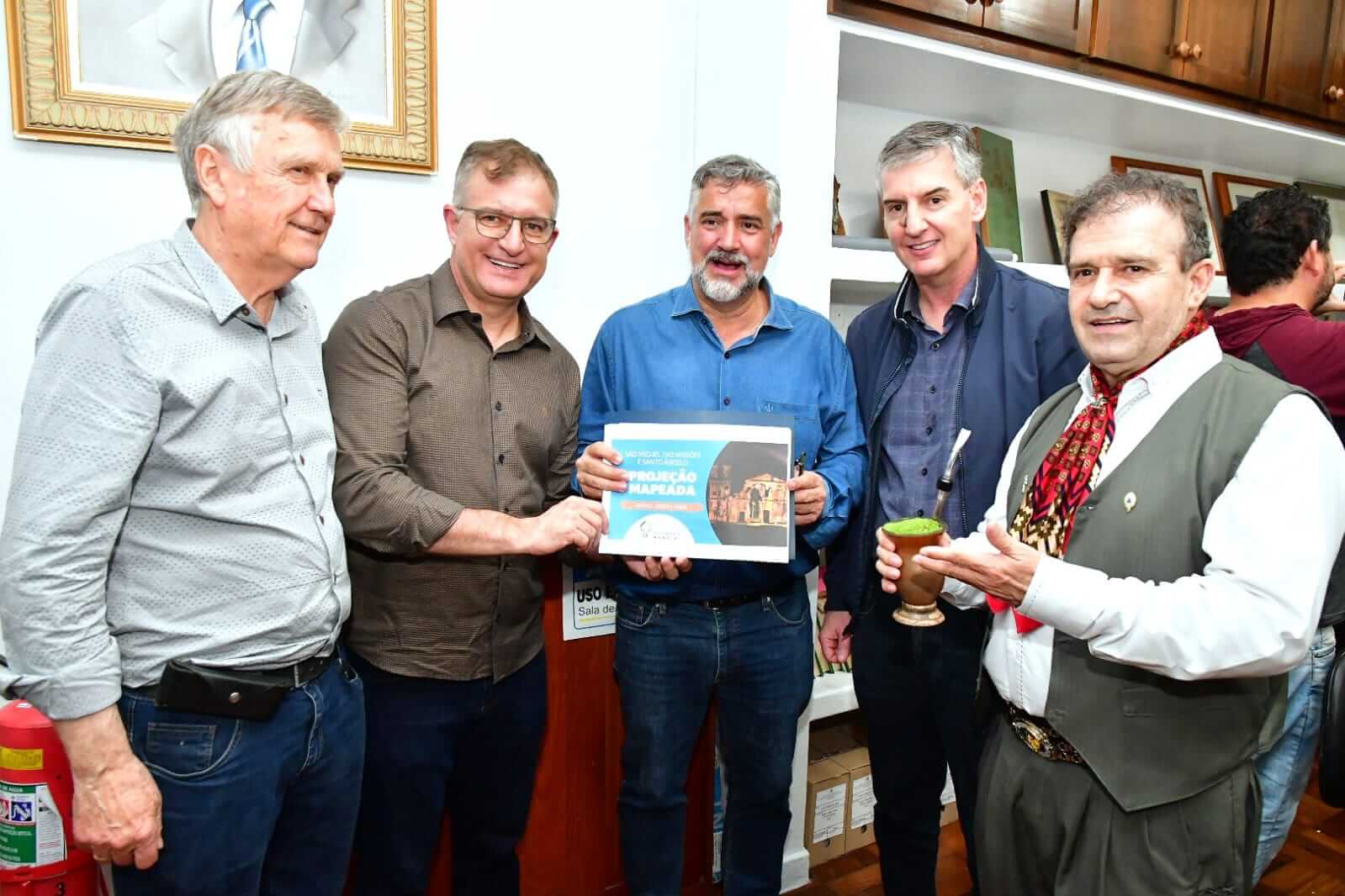 Jacques e Loureiro reivindicam por Santo Ângelo com o Governo Federal