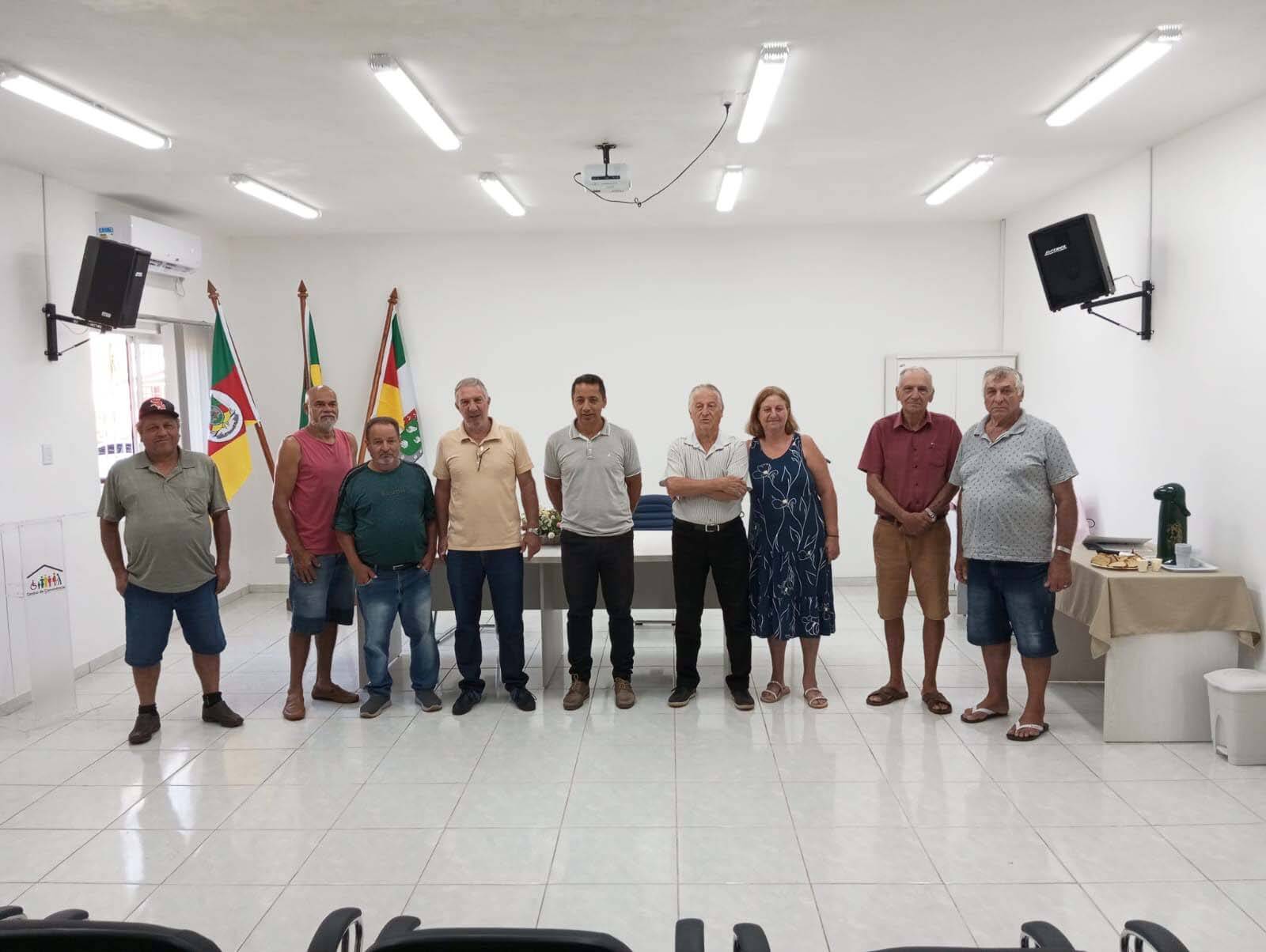 Diretorias de dois bairros são empossadas