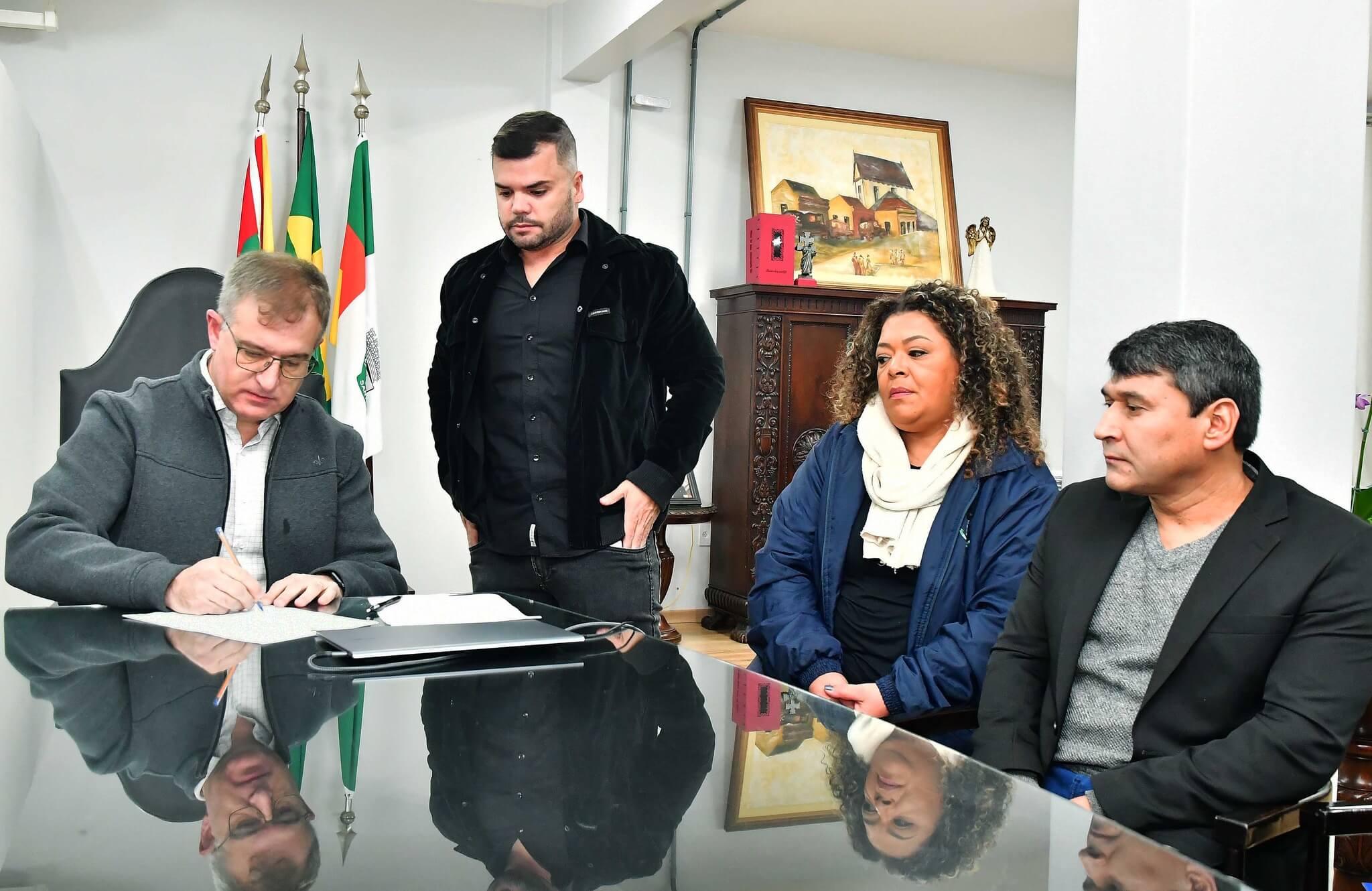 Assinado contrato para construção de 45 casas populares